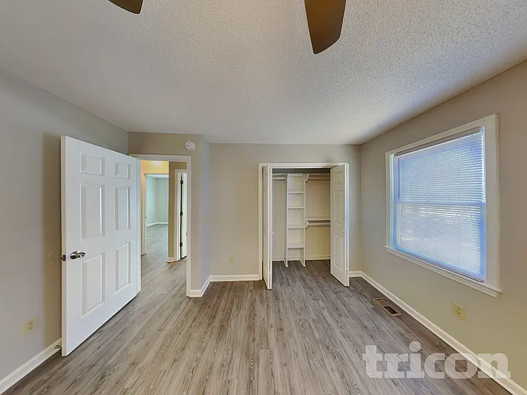 529 Ferncliffe Rd — Photo 8
