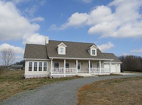 1st image of 819 Sugar Hollow Dr