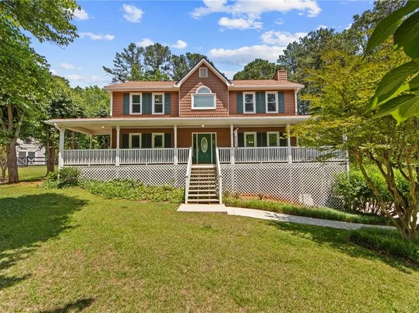 1 Due West Ct, Dallas, GA 30157