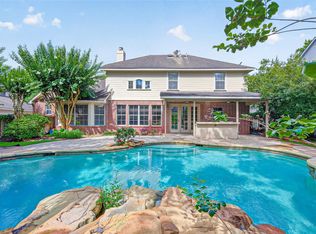 10 Mirror Ridge Dr, Spring, TX 77382