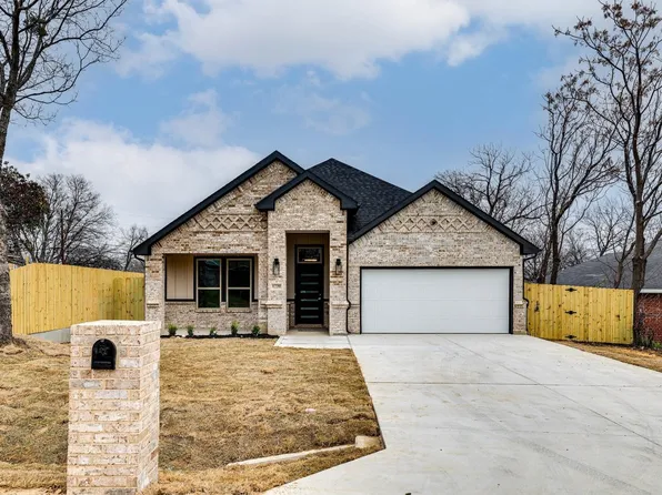 1730 Avenue E, Grand Prairie, TX 75051