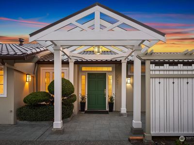 6531 82nd Avenue SE, Mercer Island, WA, 98040