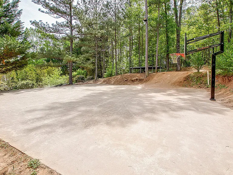 374 Persimmon Dr — Photo 69