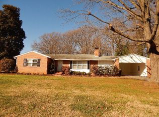 2314 Cypress Dr, Reidsville, NC 27320