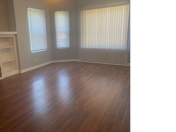 3rd image of 6931 S Woodlawn Ave #2