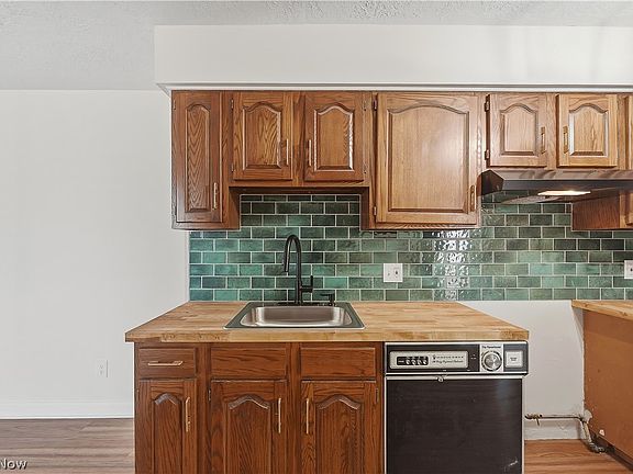 3rd image of 25735 Lorain Rd Unit 210