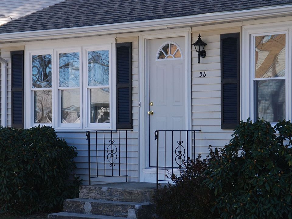 2nd image of 36 Rosemont Ave