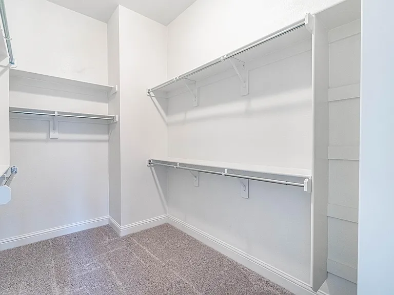 5304 SW Stanford Ct — Photo 14