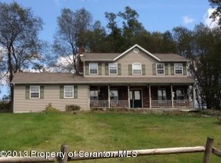 6 Spudeno Rd, Moscow, PA 18444