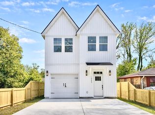 1985 Delaware Ave, North Charleston, SC 29405