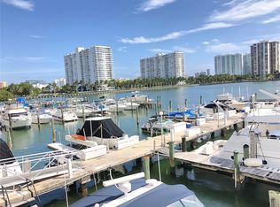 18021 Biscayne Blvd APT 902, North Miami Beach, FL 33160