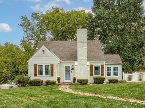 3753 N Park Ave, Kansas City, MO 64116