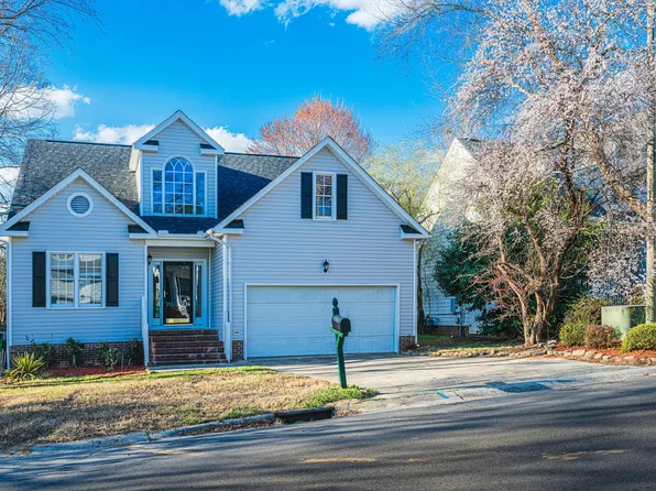 1921 Spanish Bay Ct, Raleigh, NC 27604