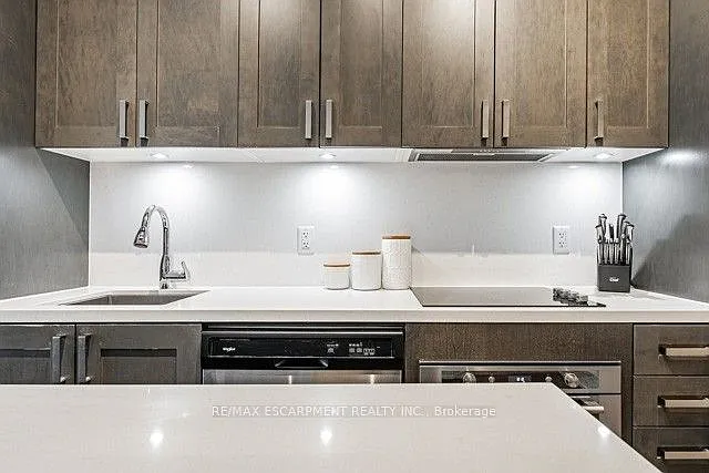 5230 Dundas St #A501 — Photo 5