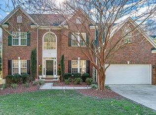 7918 Wilby Hollow Dr, Charlotte, NC 28270