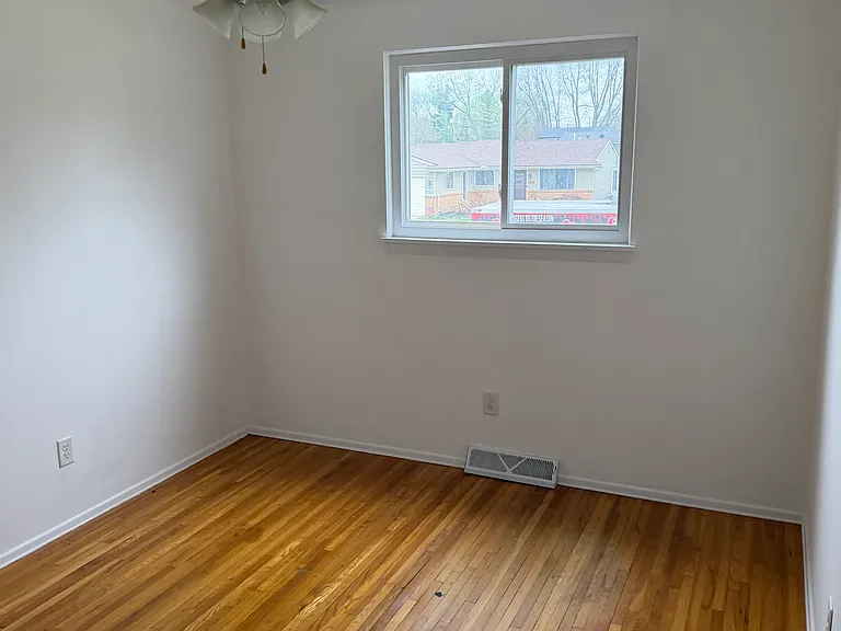 349 Shrewsbury St — Photo 4