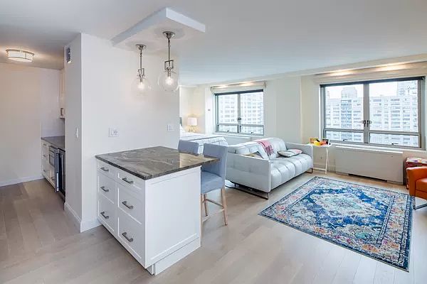 1st image of 170 W End Ave APT 25K