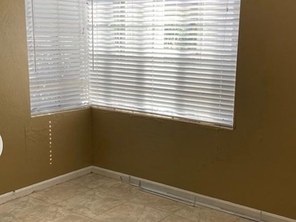 4th image of 819 Harwood St #819