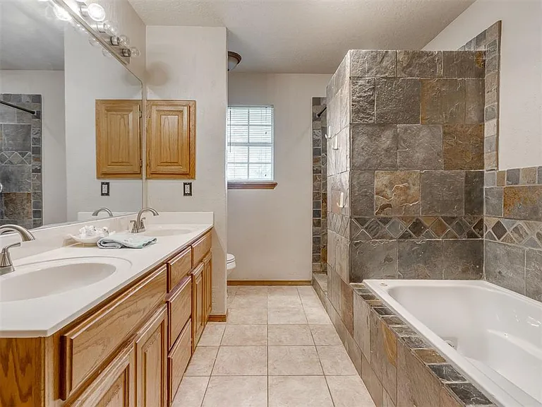 1019 Pruett Dr — Photo 13