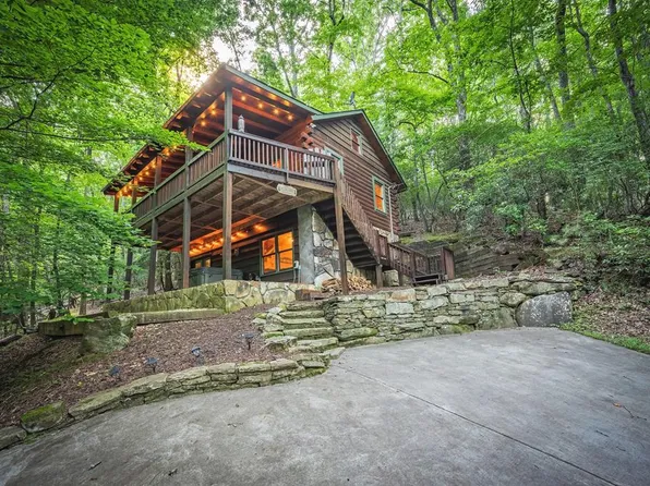 341 Valley View Rd, Ellijay, GA 30536