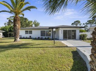 375 Burke Rd, Venice, FL 34293