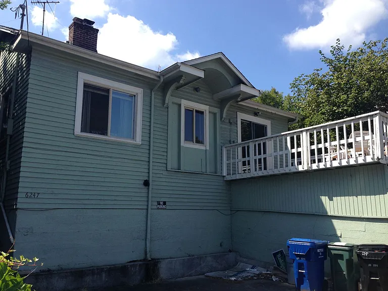 6247 35th Ave NE — Photo 1