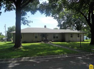 506 S 9th Street Ter, Clinton, MO 64735
