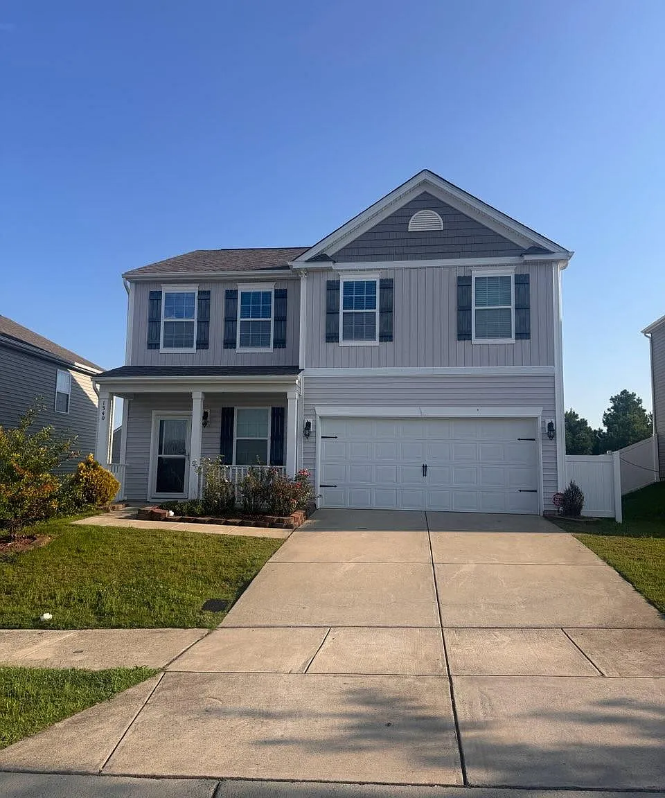 3 bed, 1854 sqft, $2,450 — Photo 1
