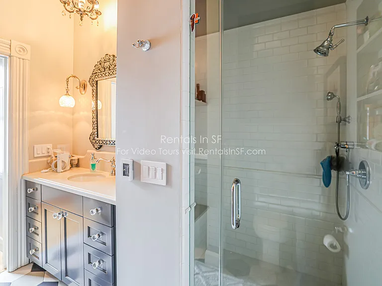 567 Waller St — Photo 16