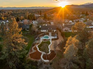 2848 Blue Bell Dr, Redding, CA 96001