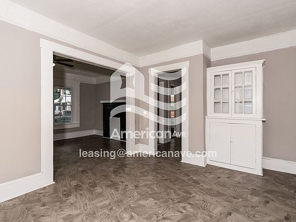 276166_004_dining_room_5.jpg