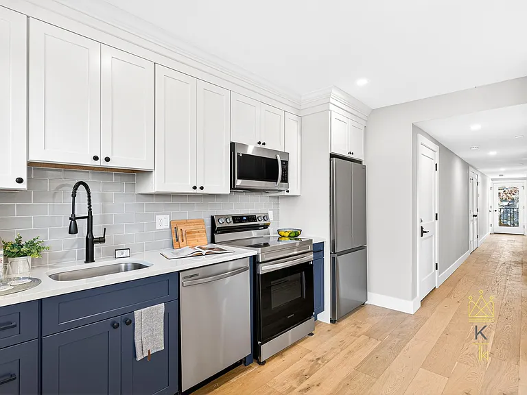 584 Cambridge St #8 — Photo 7