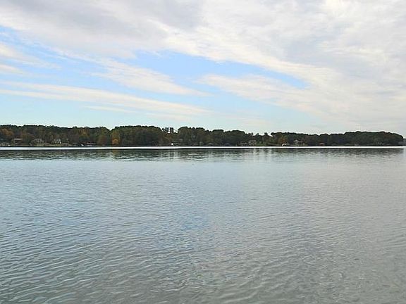 820133_78