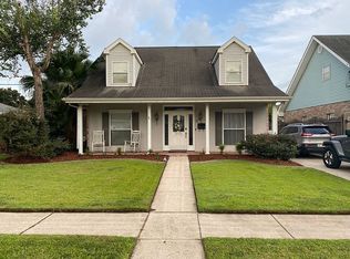 17 Elodie Ave, Harahan, LA 70123