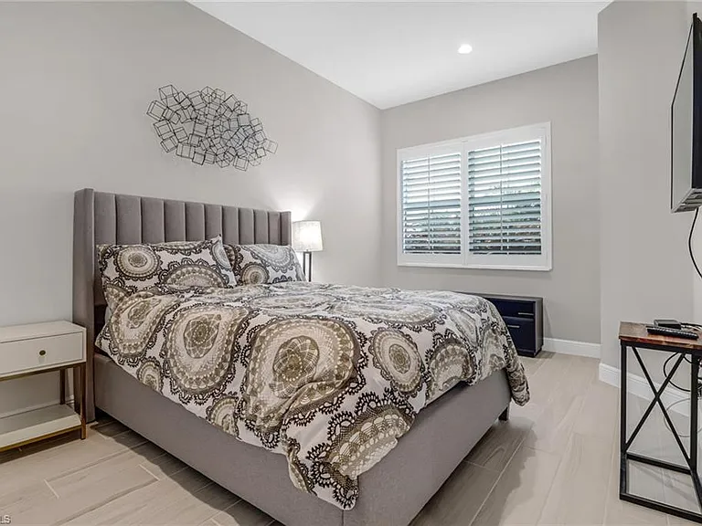 9032 Saint Lucia Dr — Photo 12