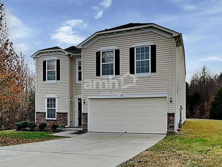 1320 Perga Ct — Photo 1