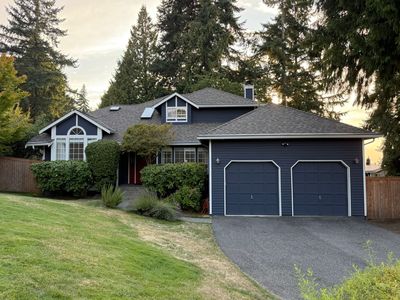 8221 122nd Ave NE, Kirkland, WA, 98033