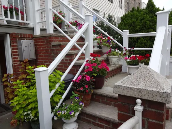 264 17th Street image 1 of 18