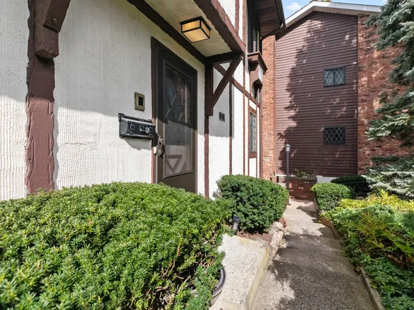 54 Hope Street APT K, Stamford, CT 06906
