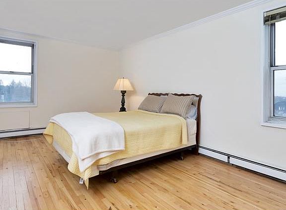 5th image of 377 Westchester Ave APT 3E