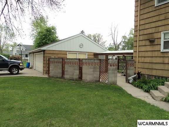 2nd image of 424 Jackson Ave