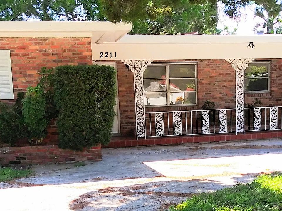 1st image of 2211 Premier Dr S