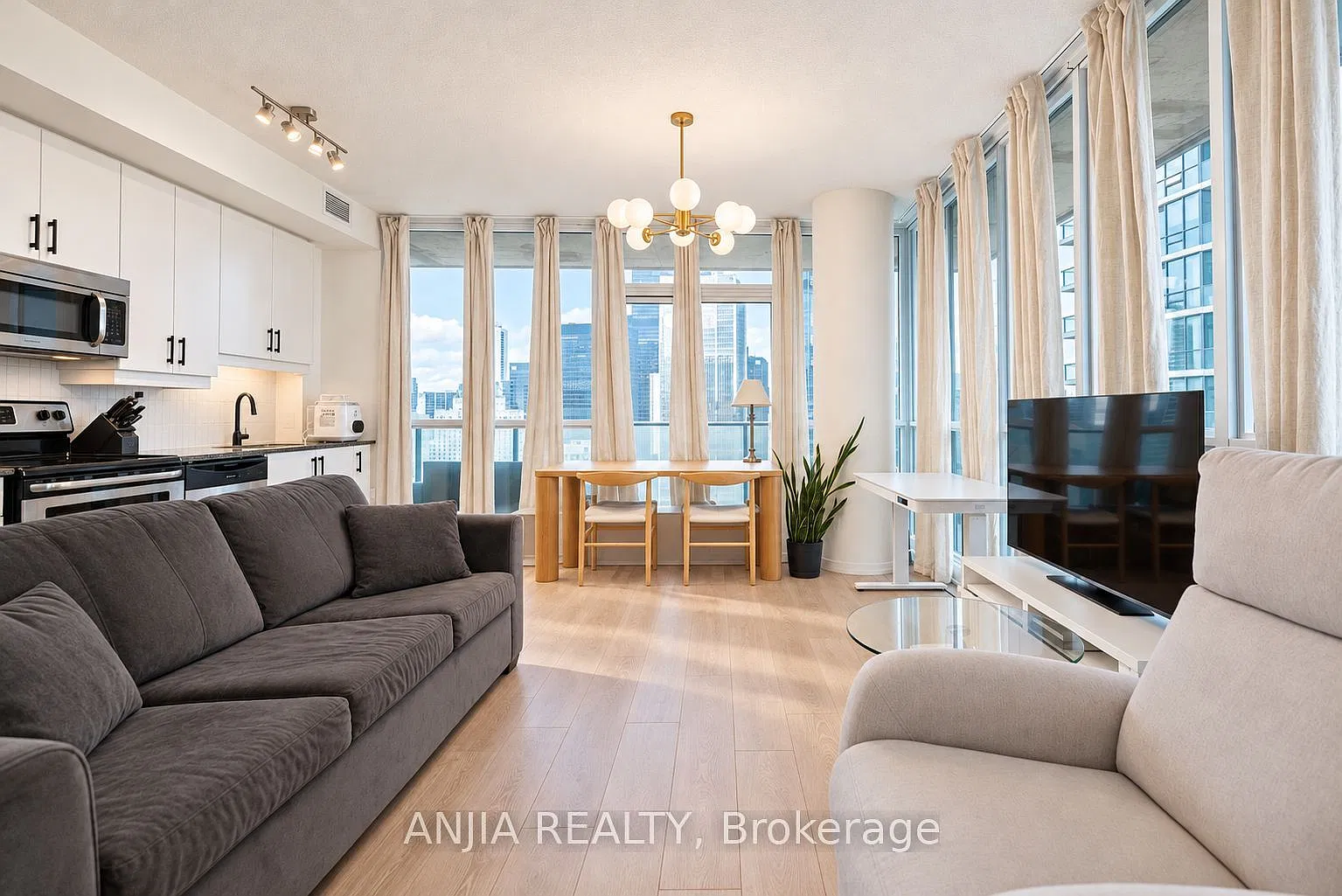 2 bed, $3,600 — Photo 3