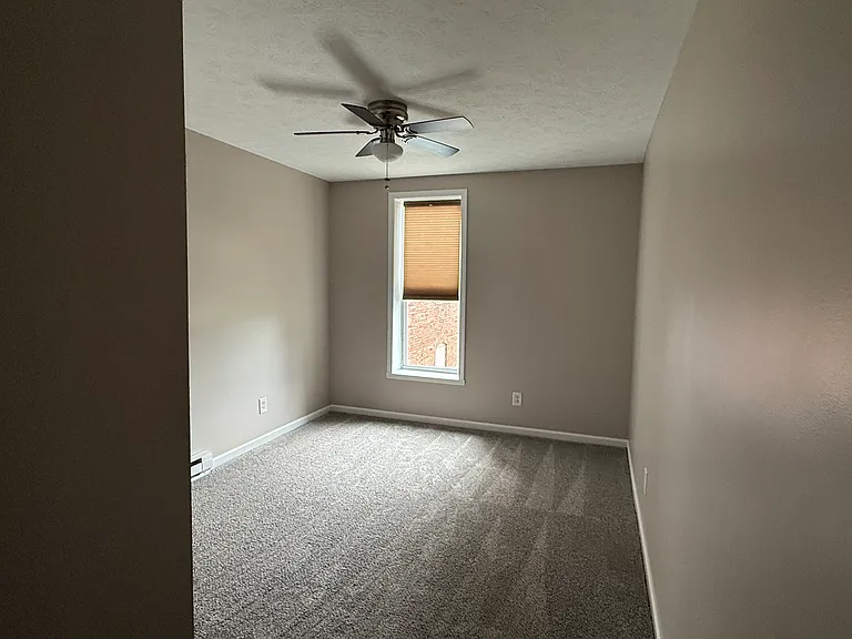 414 S Main St #B — Photo 19