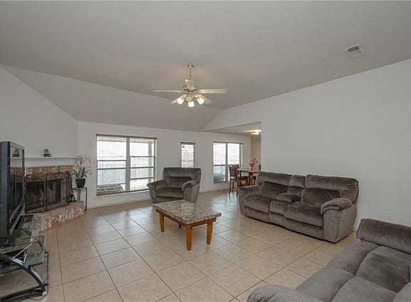 2nd image of 4505 Alsace Dr