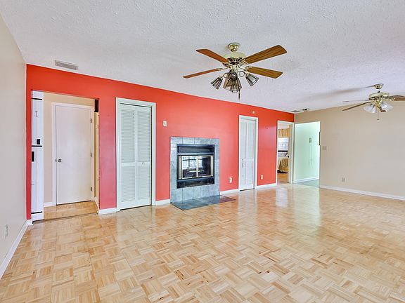 3rd image of 71 Plantation Rd.