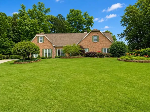 2287 Ironwood Hill Ct, Dacula, GA 30019