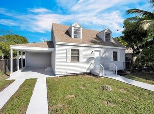 110 W 37th St, Riviera Beach, FL 33404