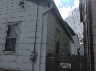 1116 W Washington St #A, Milwaukee, WI 53204