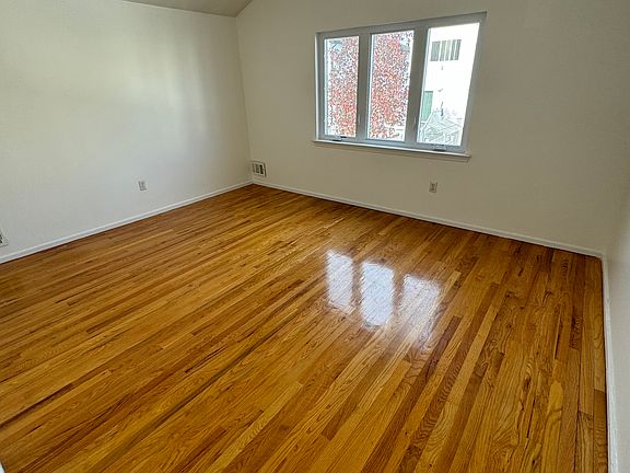 5th image of 119 Churchill Ave #1